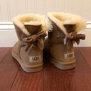 Mini Corduroy Bow UGGs - Chestnut